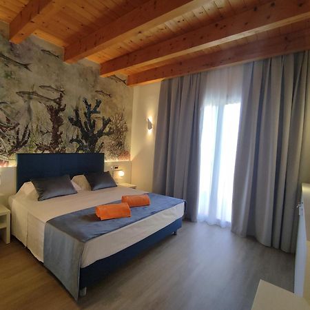 ביביונה Hotel Villa Angelina מראה חיצוני תמונה