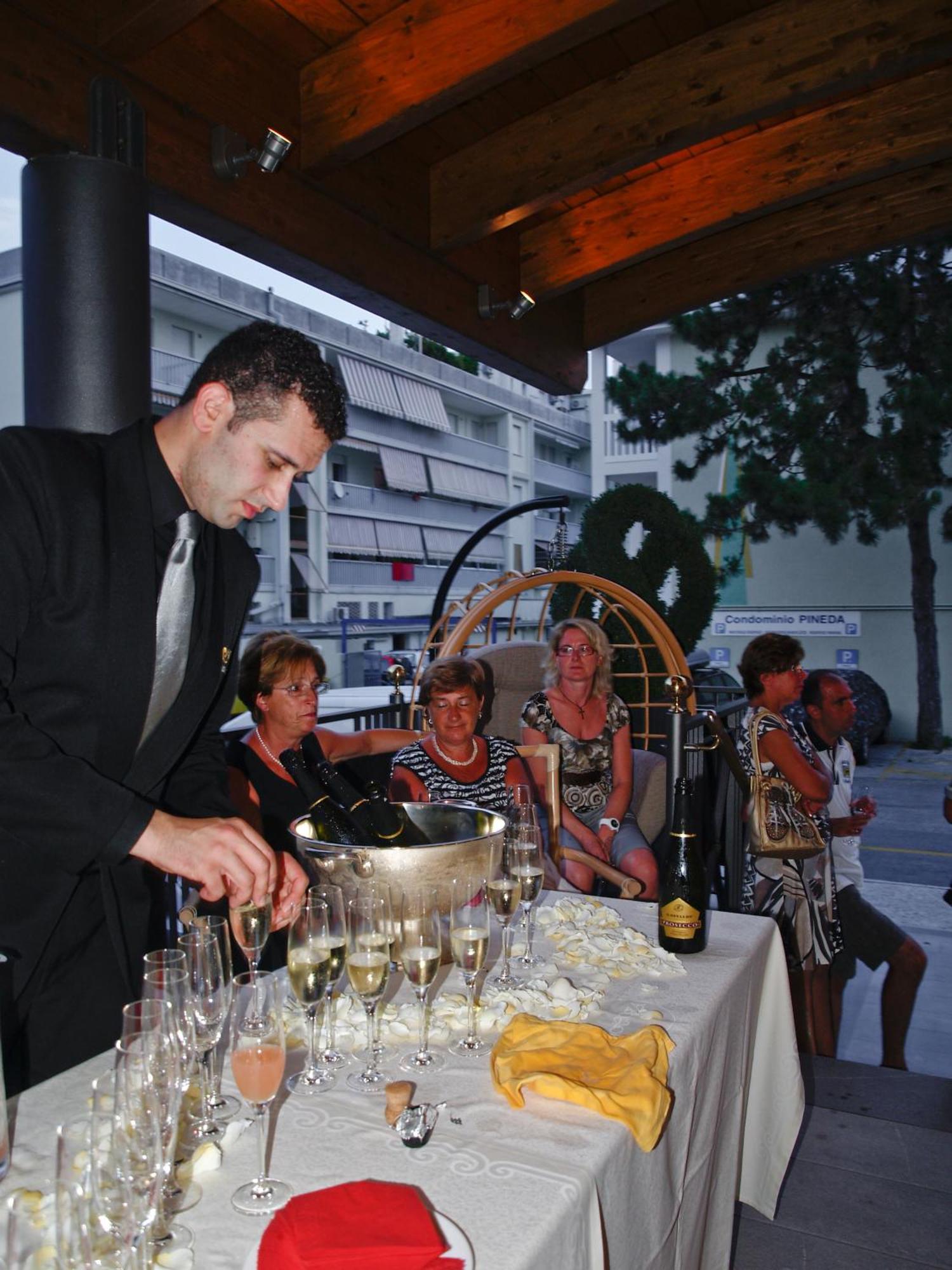 ביביונה Hotel Villa Angelina מראה חיצוני תמונה