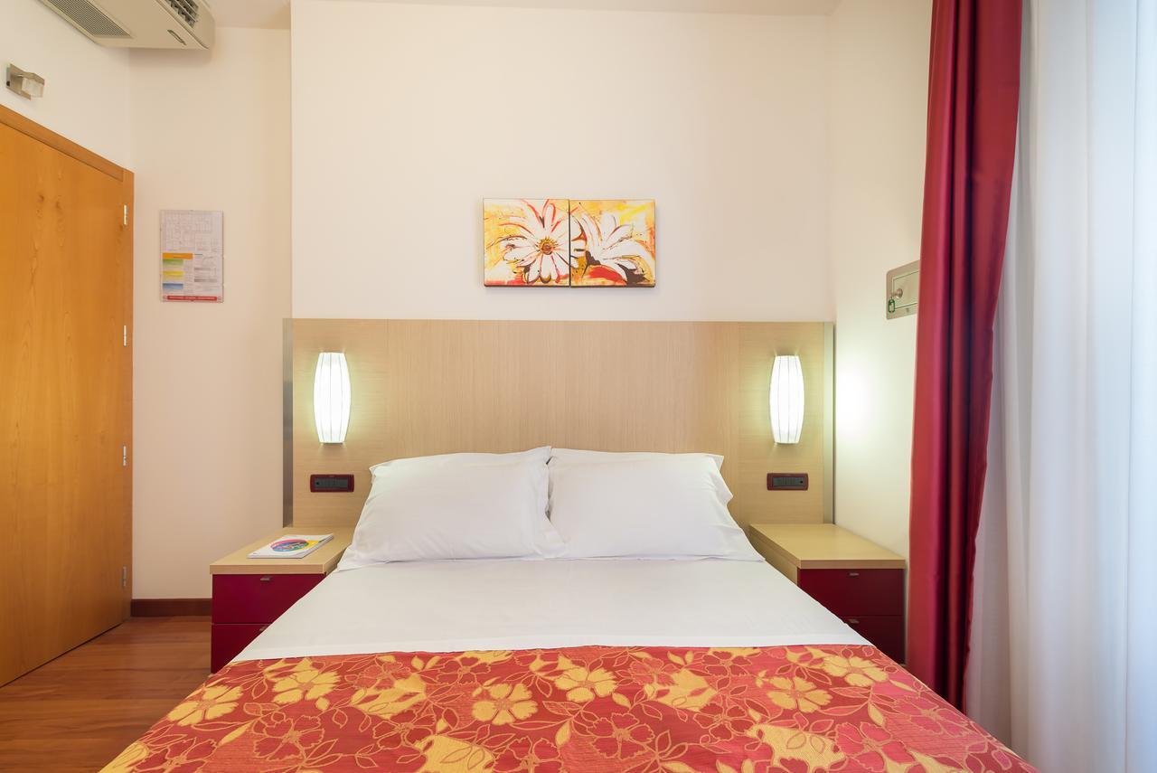 ביביונה Hotel Villa Angelina מראה חיצוני תמונה