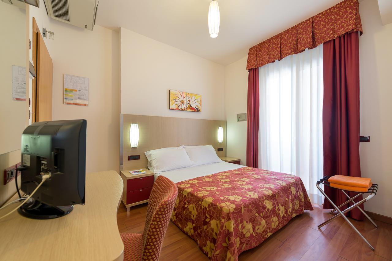 ביביונה Hotel Villa Angelina מראה חיצוני תמונה