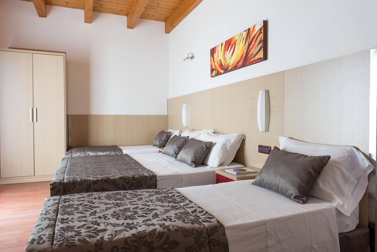ביביונה Hotel Villa Angelina מראה חיצוני תמונה